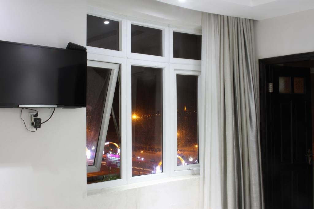 Misa Hotel Da Nang Buitenkant foto